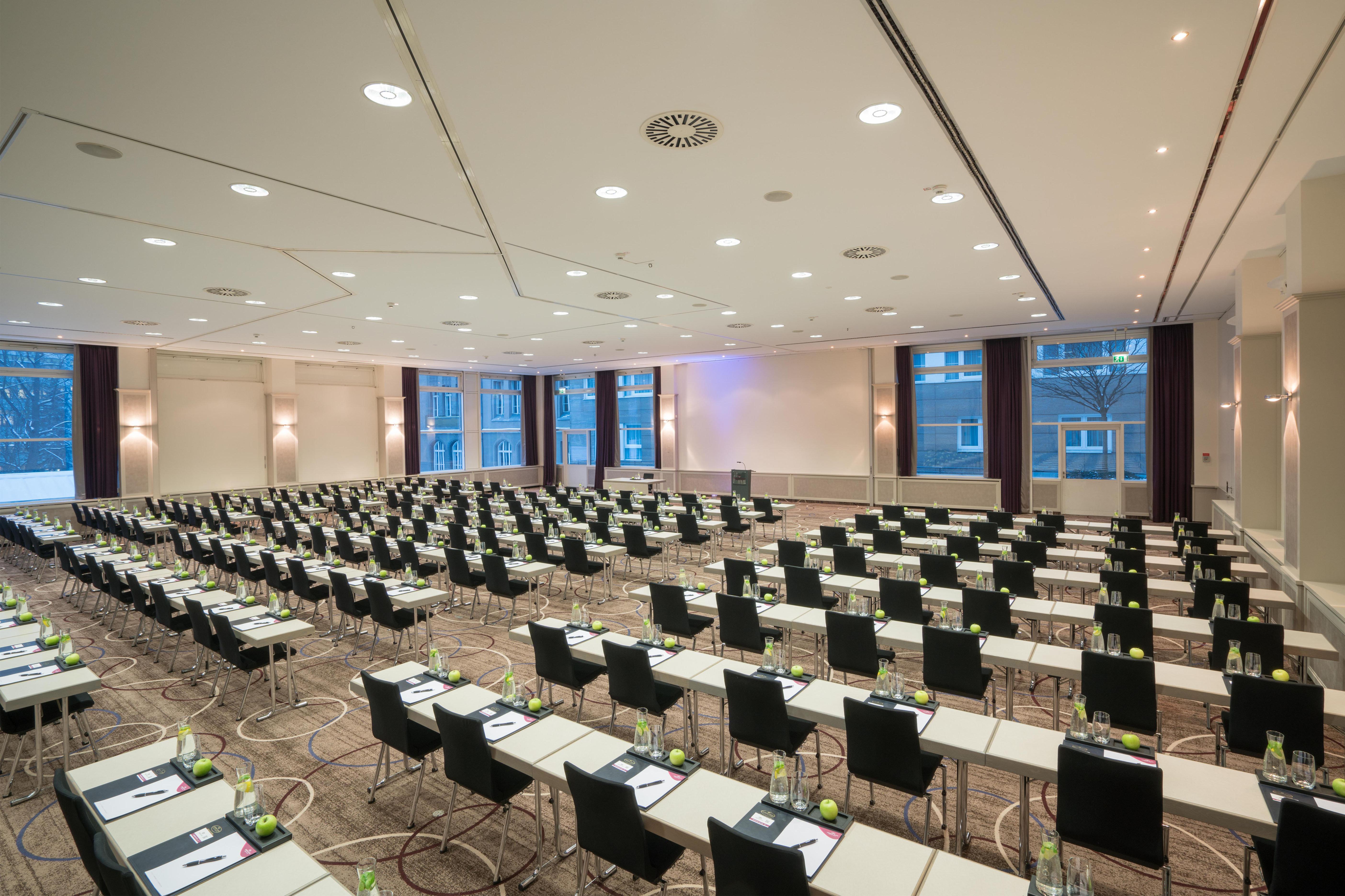 Crowne Plaza Berlin City Centre Ku'Damm By Ihg Esterno foto