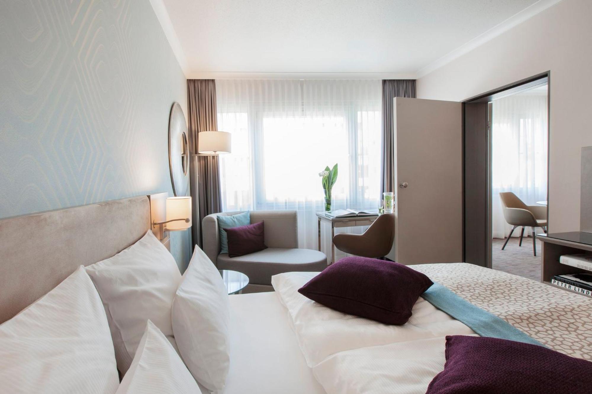 Crowne Plaza Berlin City Centre Ku'Damm By Ihg Esterno foto